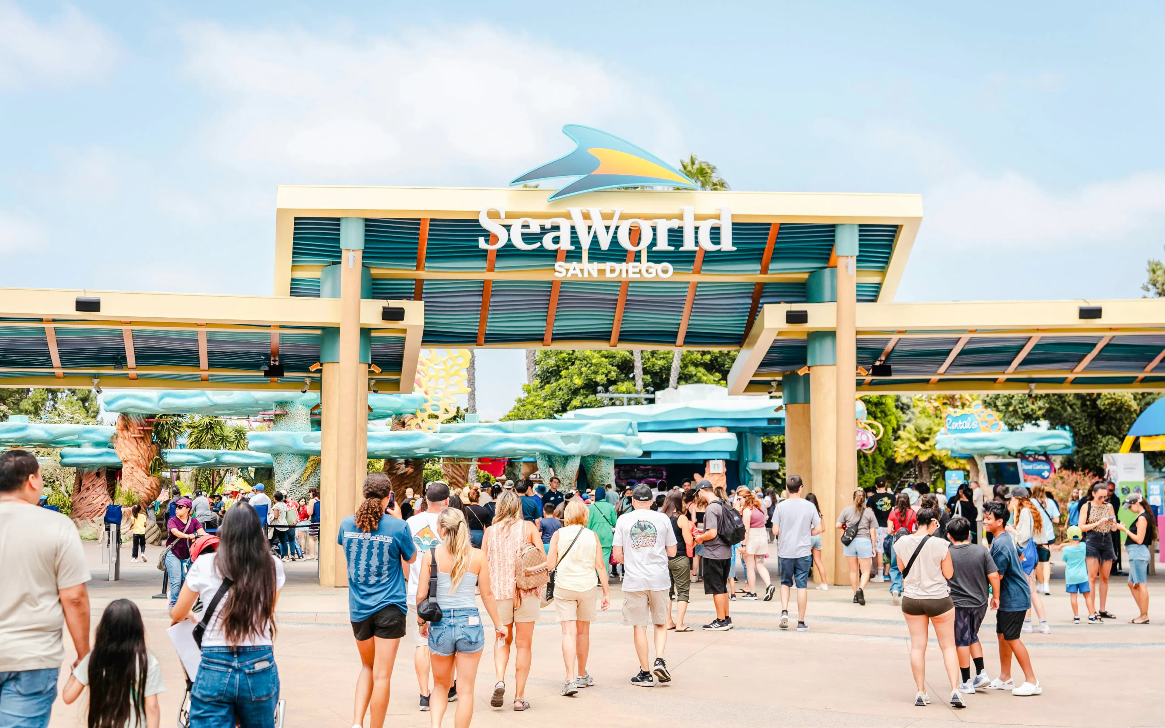 SeaWorld San Diego: Entry Tickets with All-Day Dining Add-On - image 2