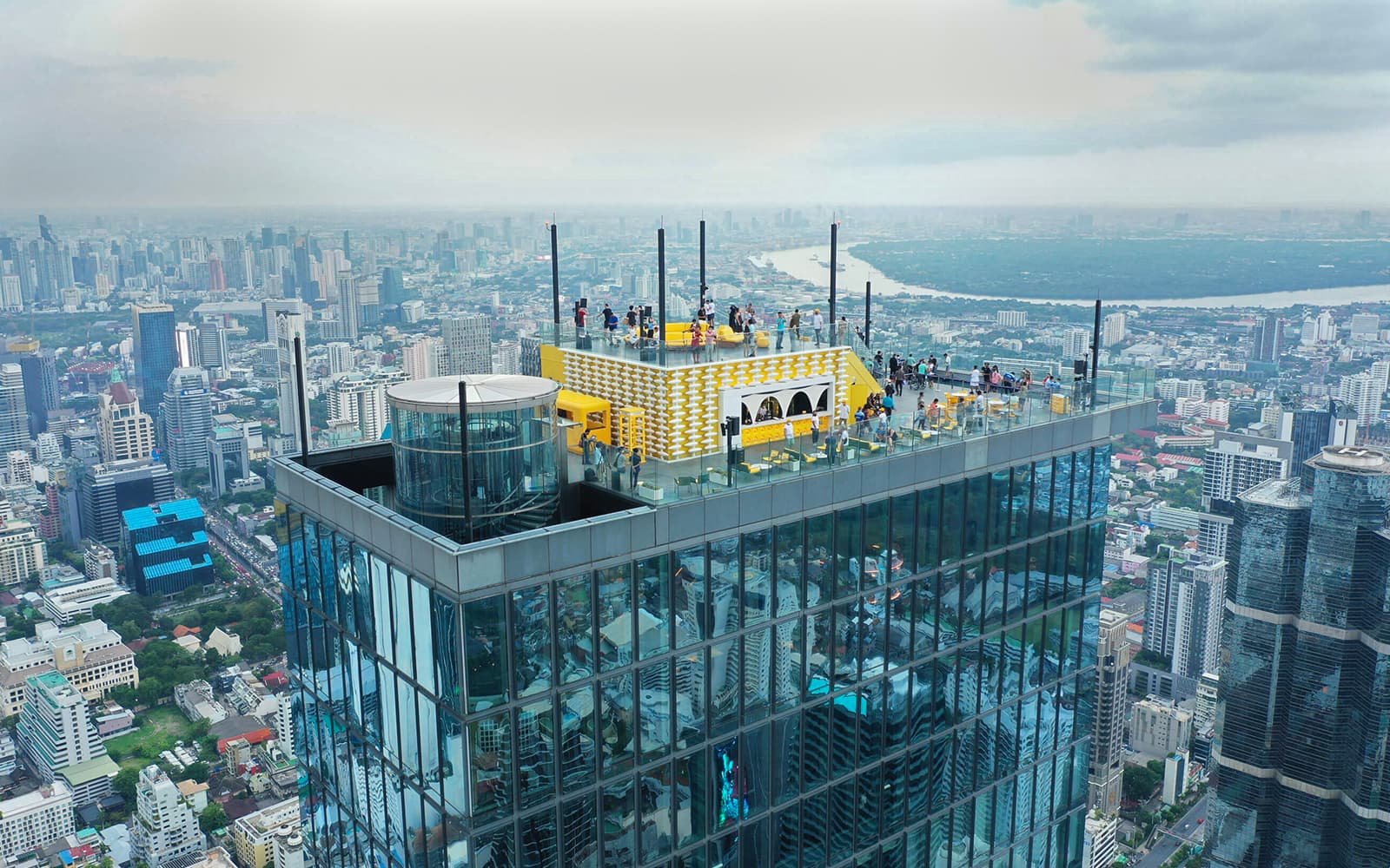 [Direkteinstieg] Mahanakhon SkyWalk + Skyverse Tickets mit Mahlzeiten & Getränken