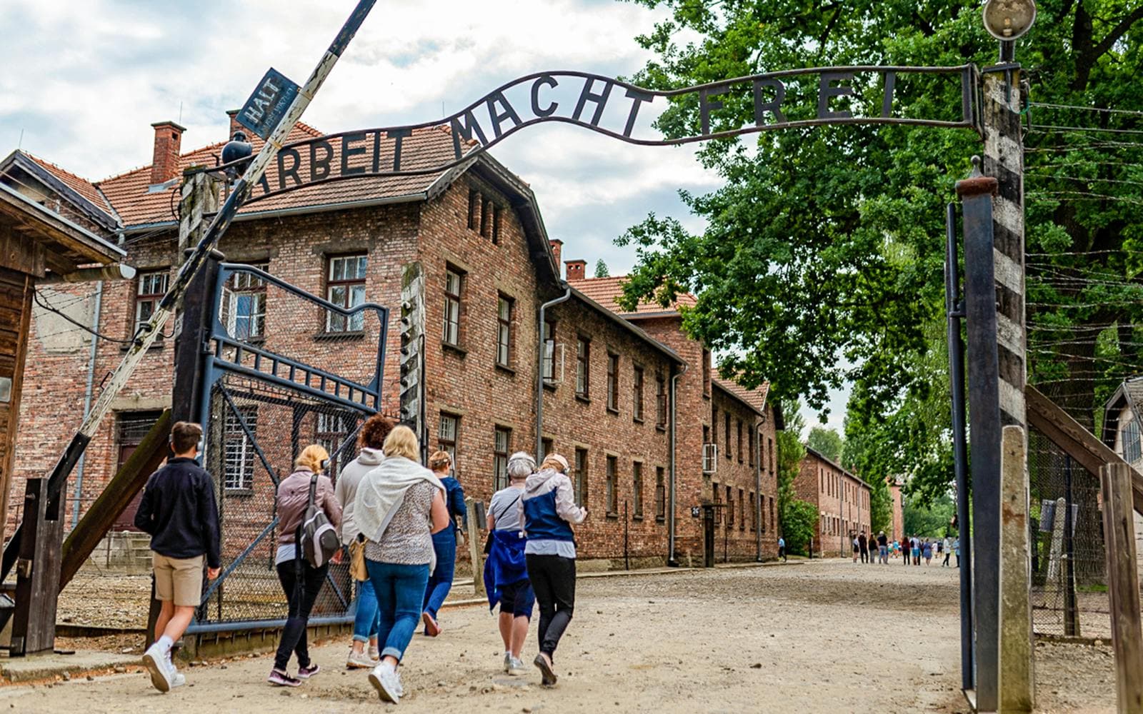 Z Warszawy: wycieczka z przewodnikiem po Auschwitz-Birkenau z transferami