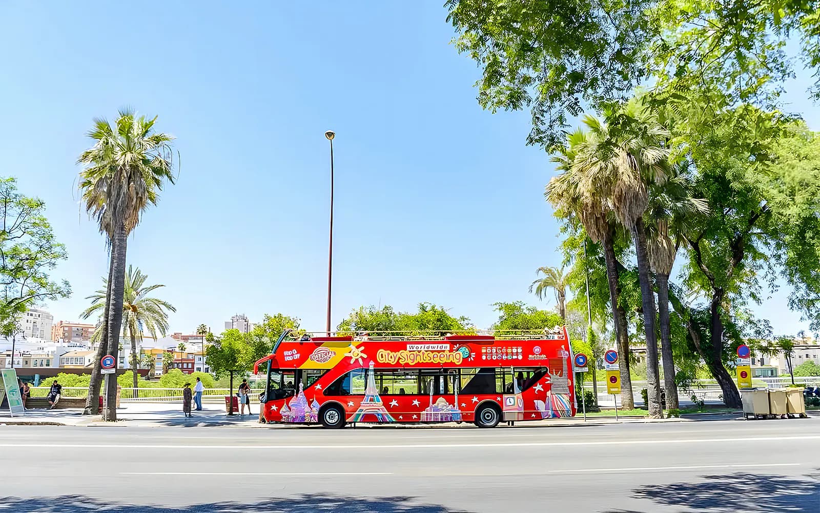 City Sightseeing: Seville Hop-on-Hop-off Bus Tour with Guided Tours and Access to Museums - image 5