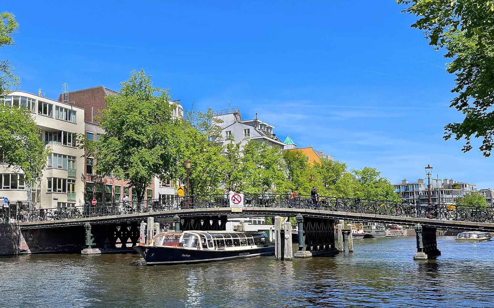 Amsterdam: Godzinny rejs po kanałach z zwiedzaniem