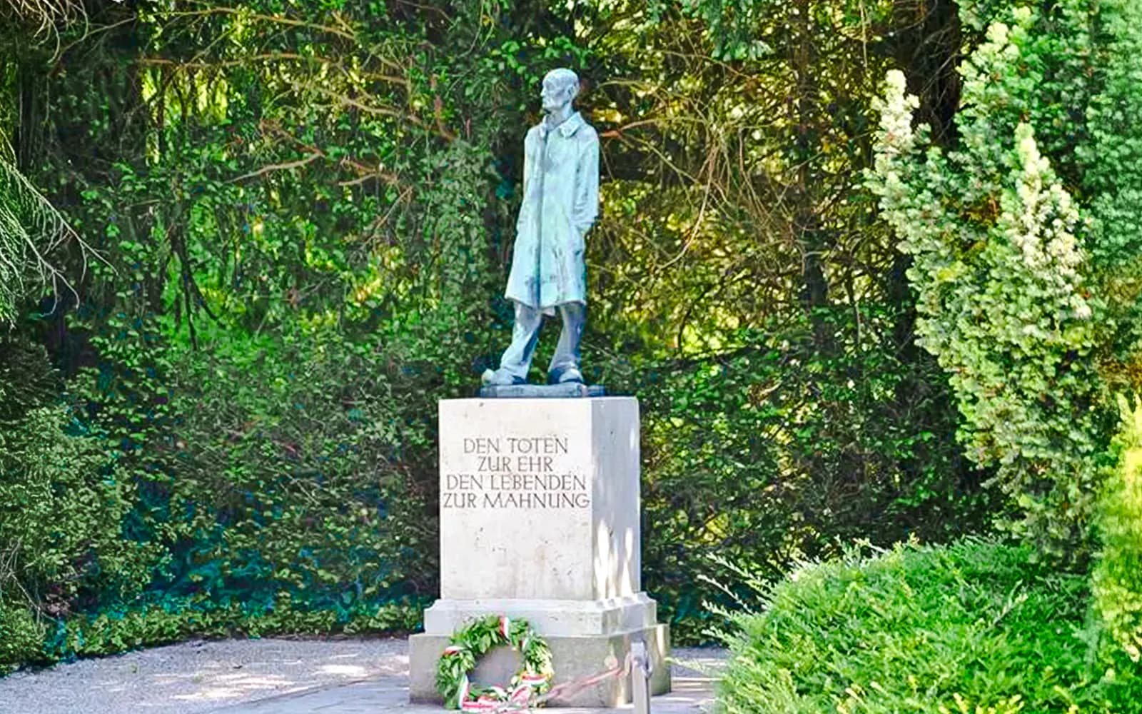 From Munich: Dachau Concentration Camp Memorial Site Guided Tour - image 4