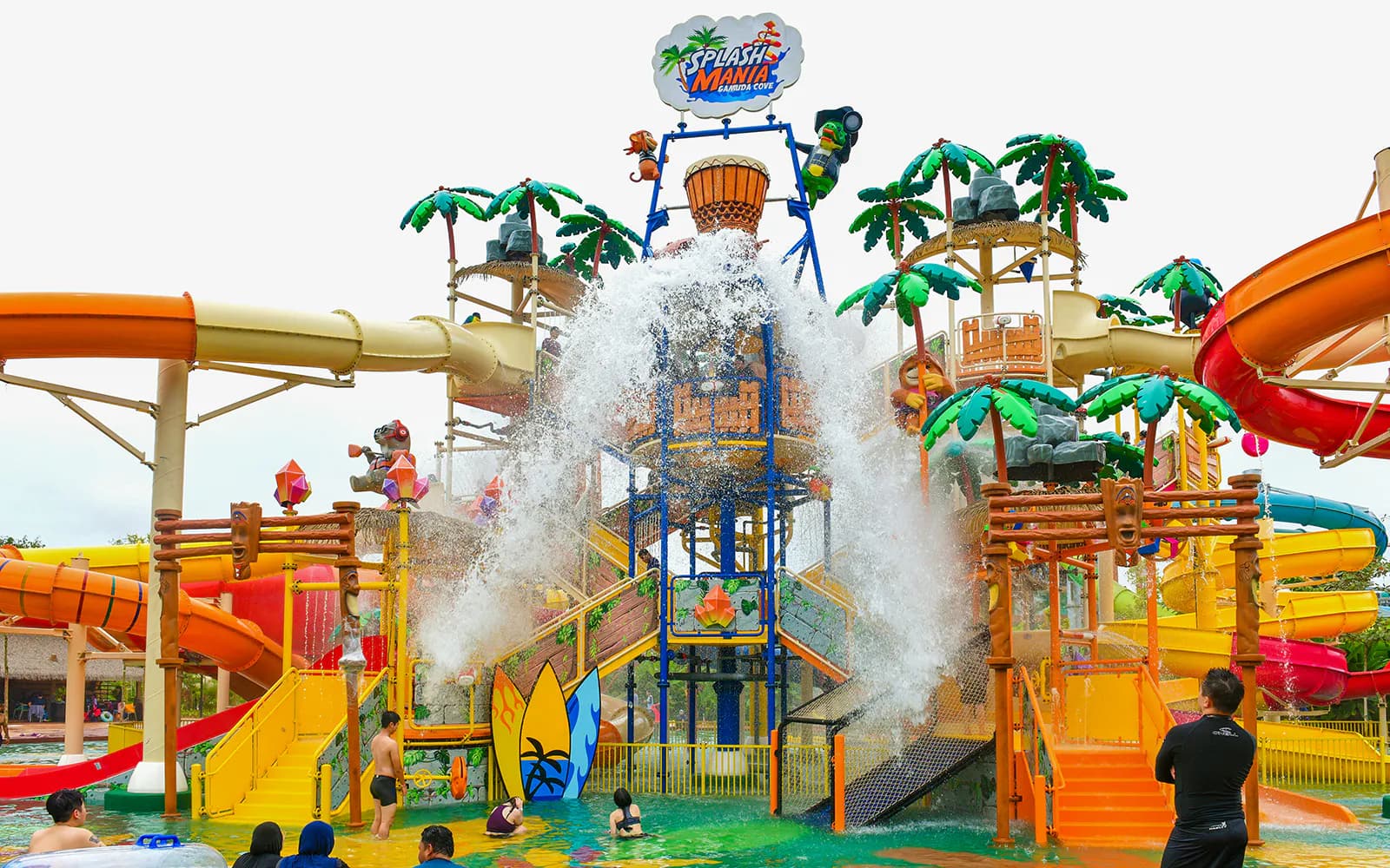 Ingressos para o SplashMania Waterpark at Gamuda Cove Selangor - image 8