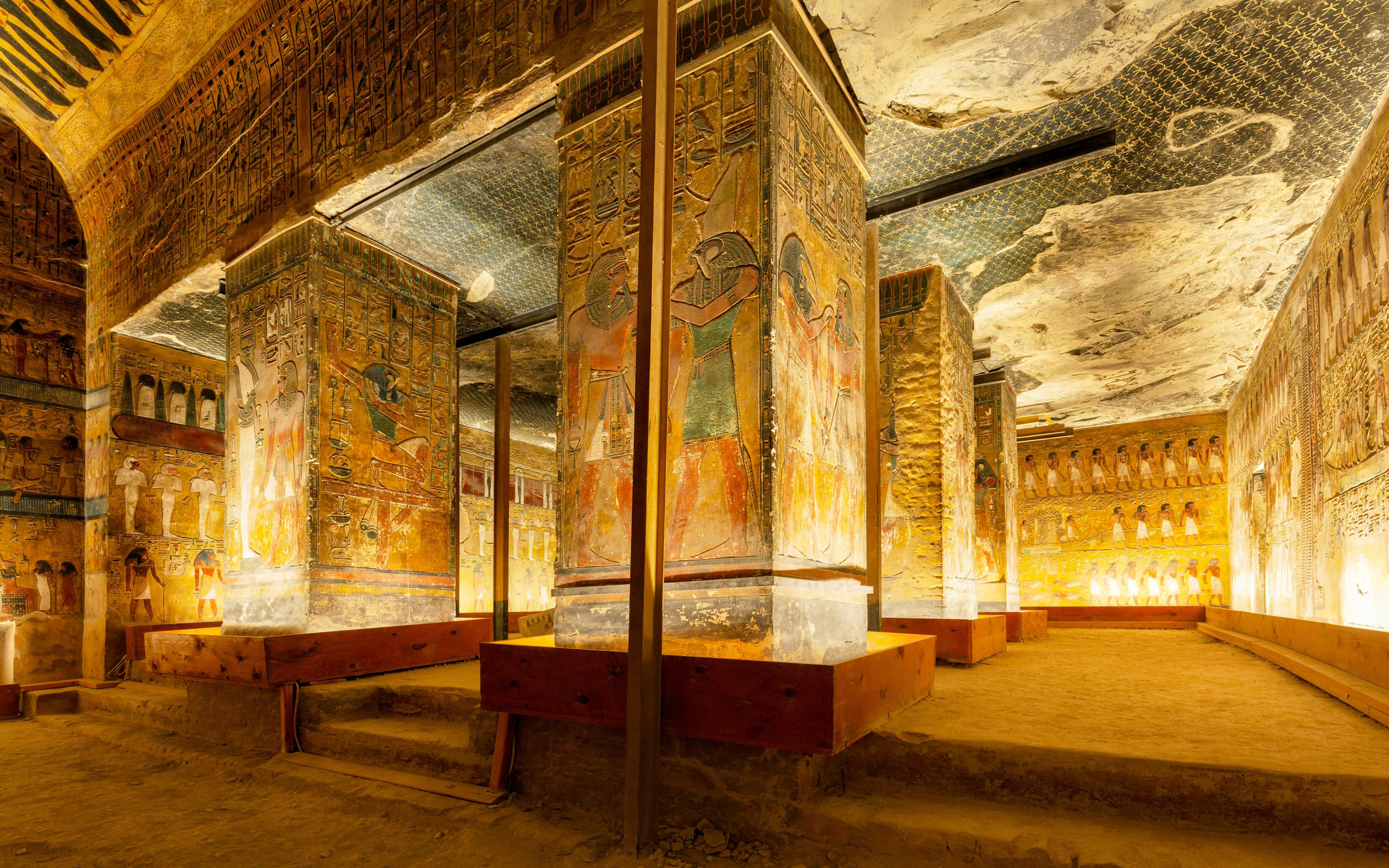 Luxor Sunrise Hot-Air Balloon + Full-Day East & West Banks Guided Tour with Optional Tickets - image 5
