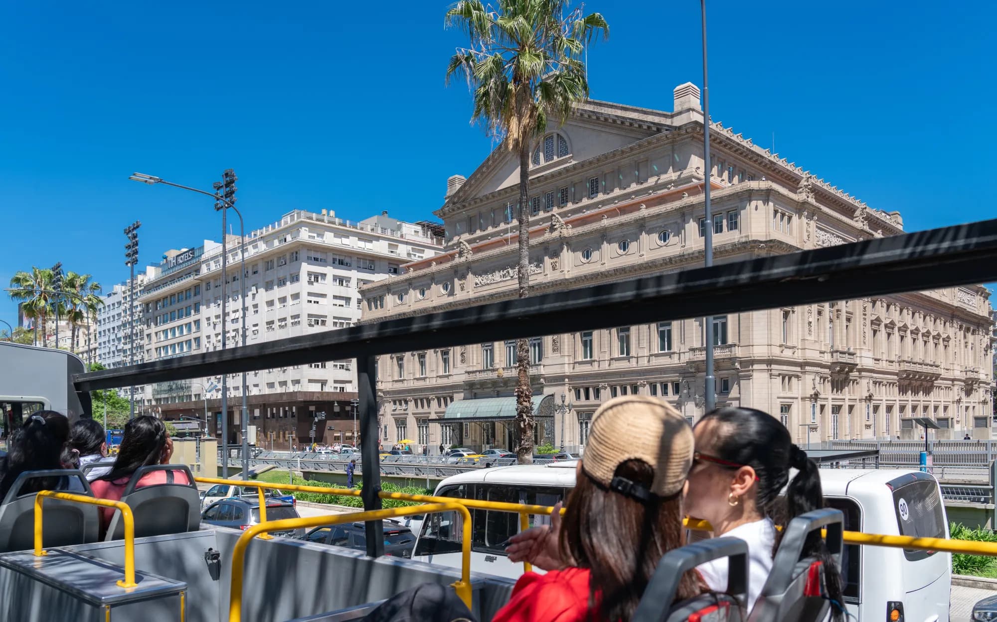Gray Line: Buenos Aires Hop-on Hop-off Bus Tour - image 3