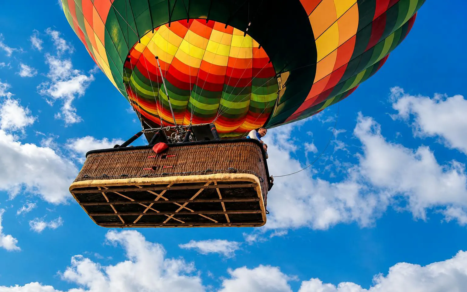 Luxor Sunrise Hot Air Balloon Flight with Round-Trip Hotel Transfers - image 5