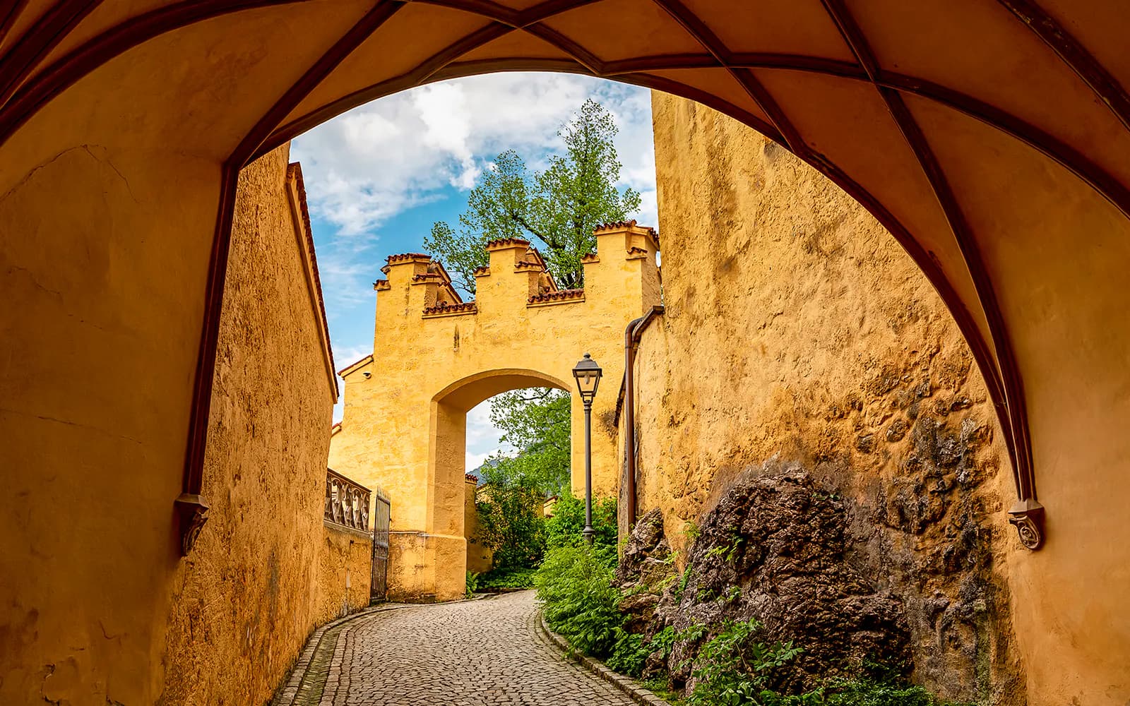 Hohenschwangau Castle Skip-the-Line Tickets with Audio Guide - image 2
