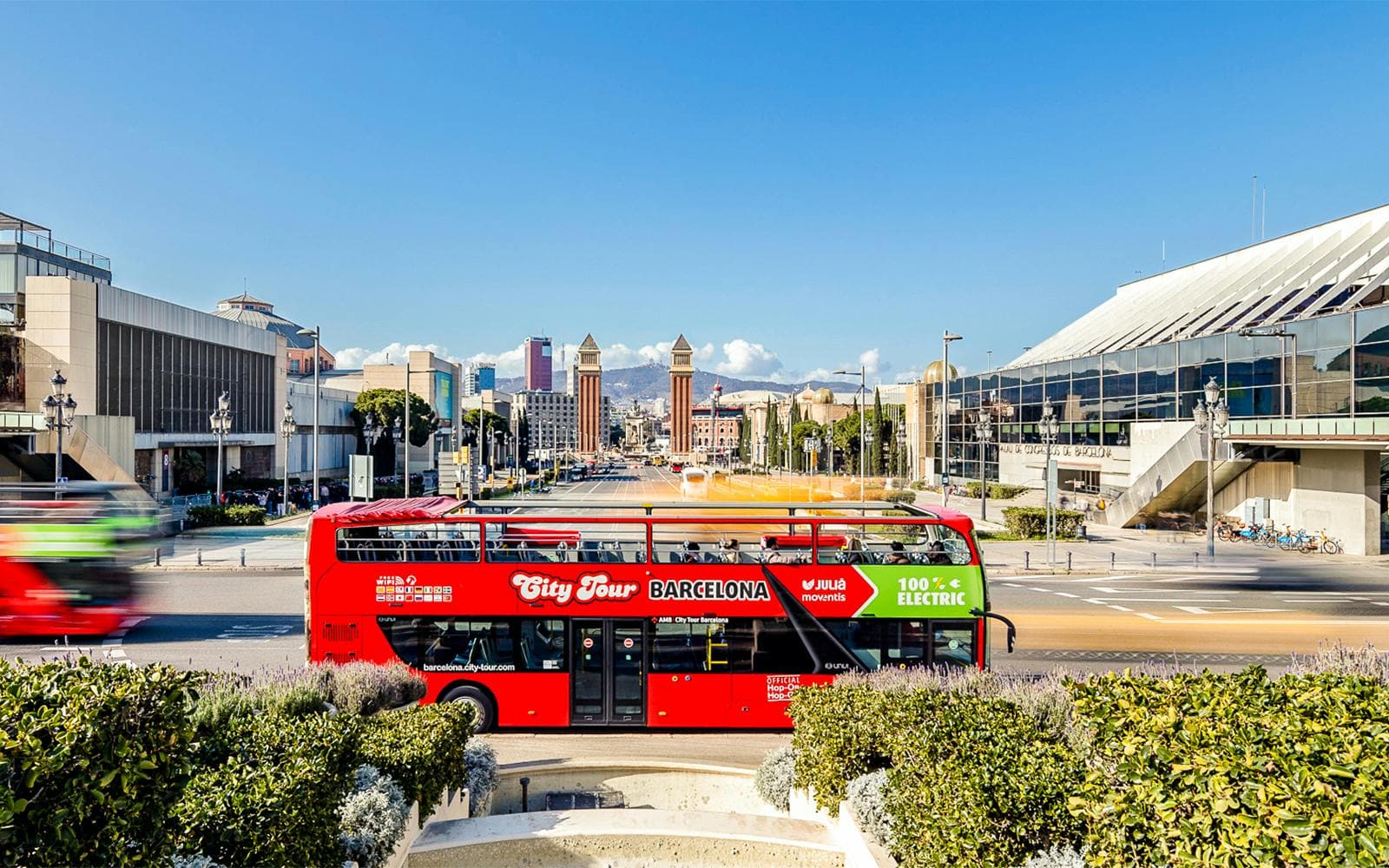 Barcelona City Tour: Hop-on Hop-off Bustour - image 5
