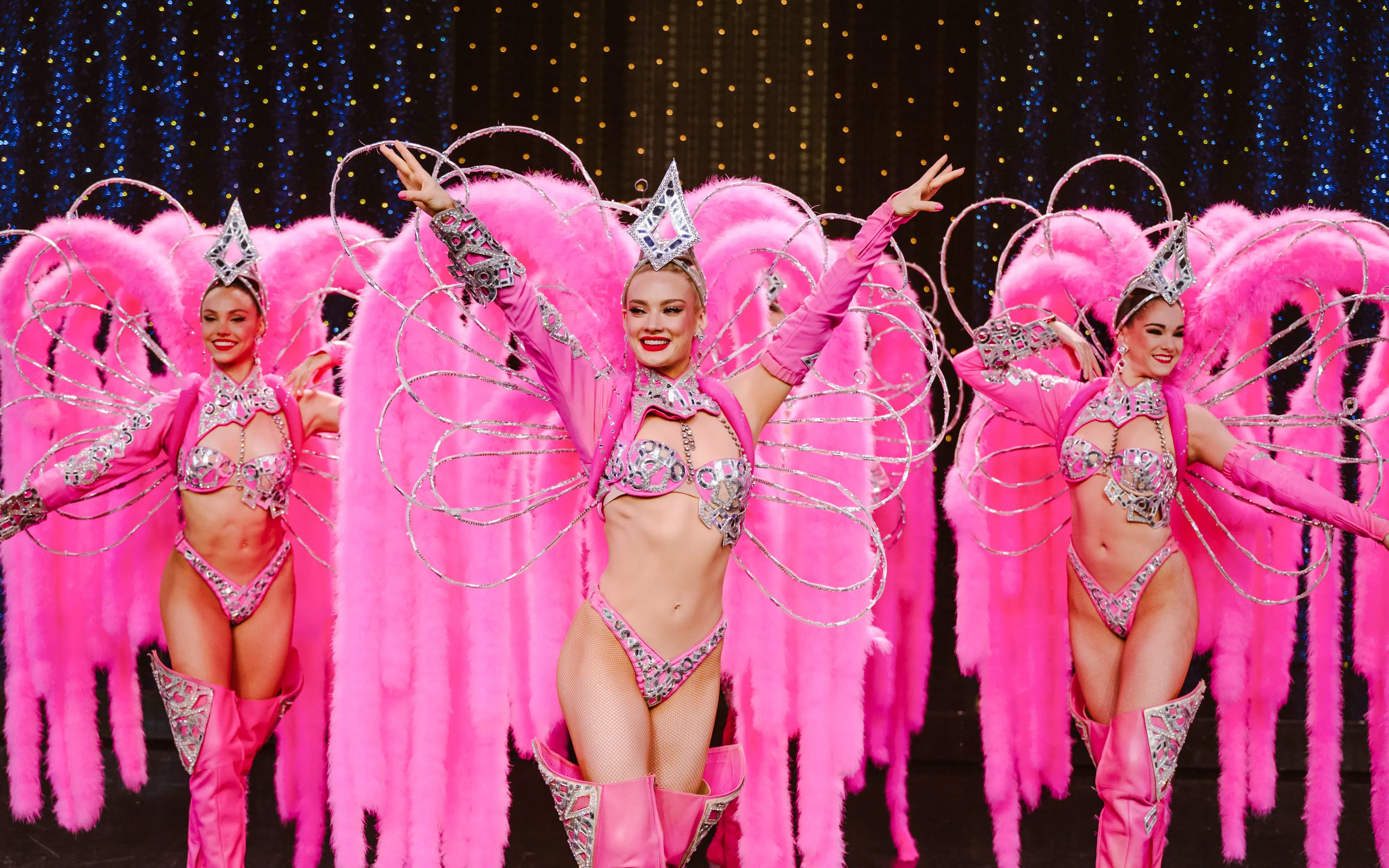 Spectacle du Moulin Rouge avec Champagne