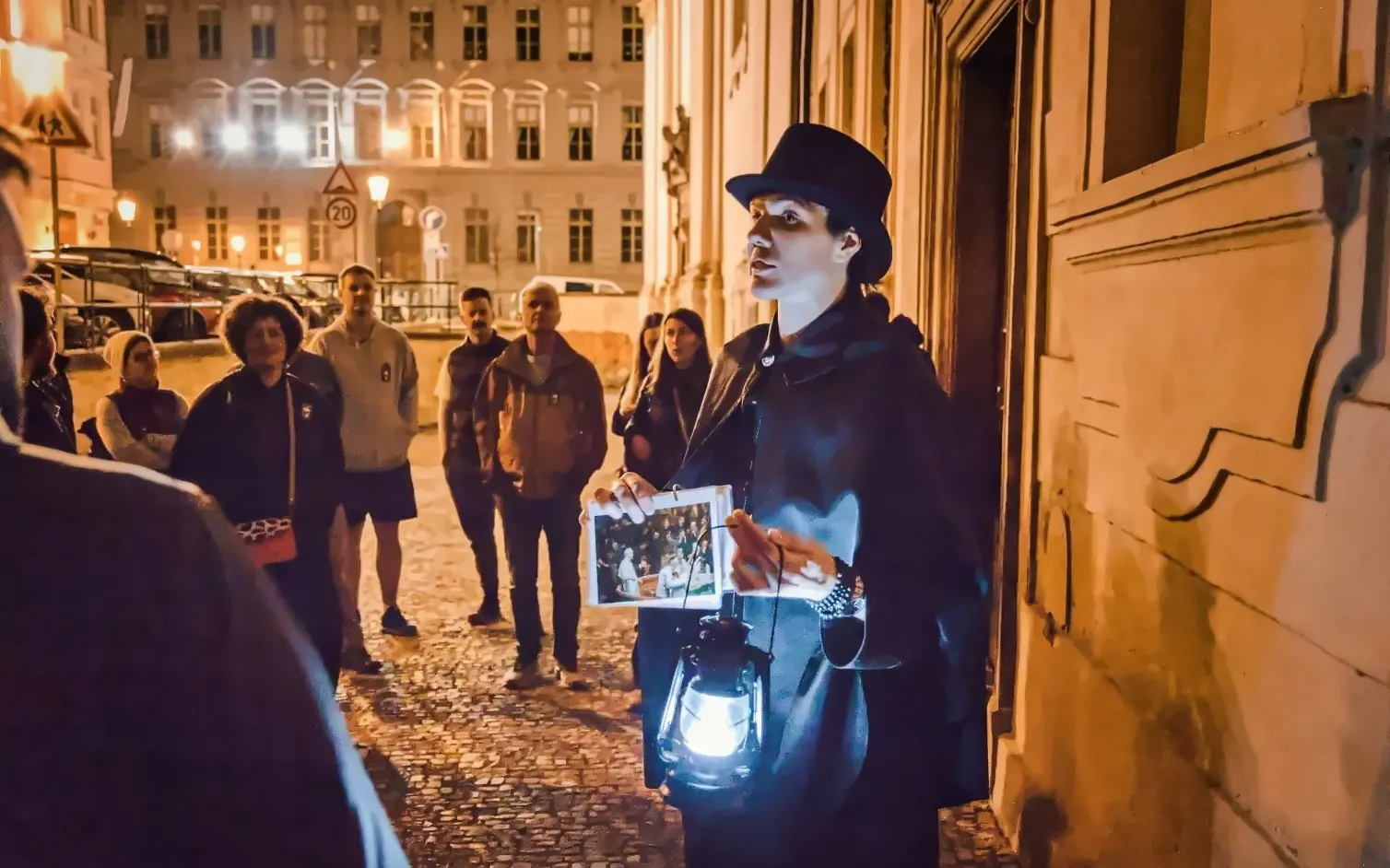Prague: 1.5-Hour Ghosts and Legends of the Old Town Evening Tour