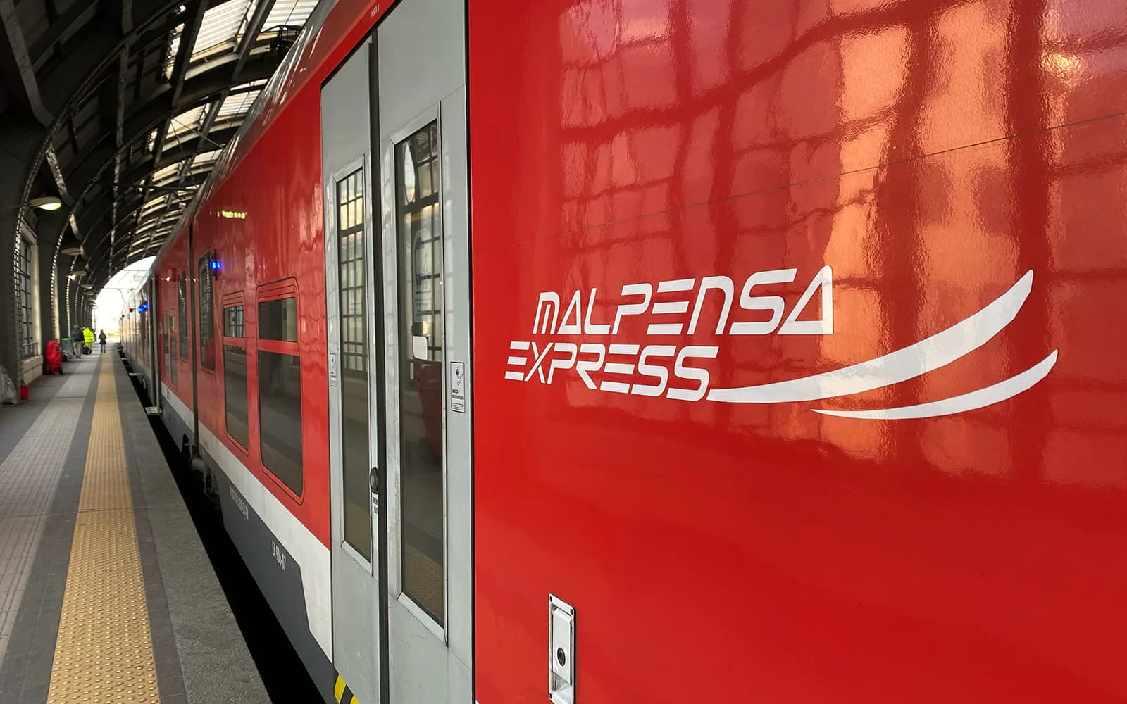 Malpensa Express: One-Way Train Transfers between Malpensa Airport T1/T2 and Central/Cadorna Station - image 5