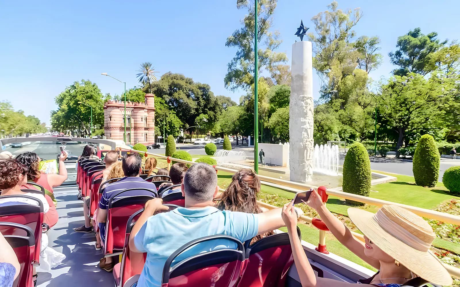 City Sightseeing: Seville Hop-on-Hop-off Bus Tour with Guided Tours and Access to Museums - image 2