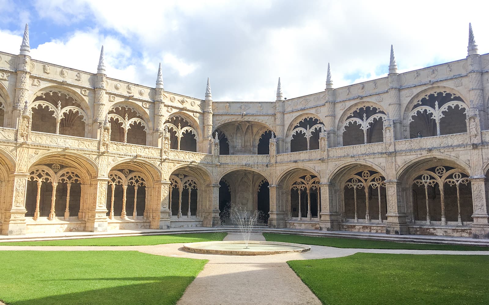 Tour guiado sin filas al Monasterio de los Jerónimos