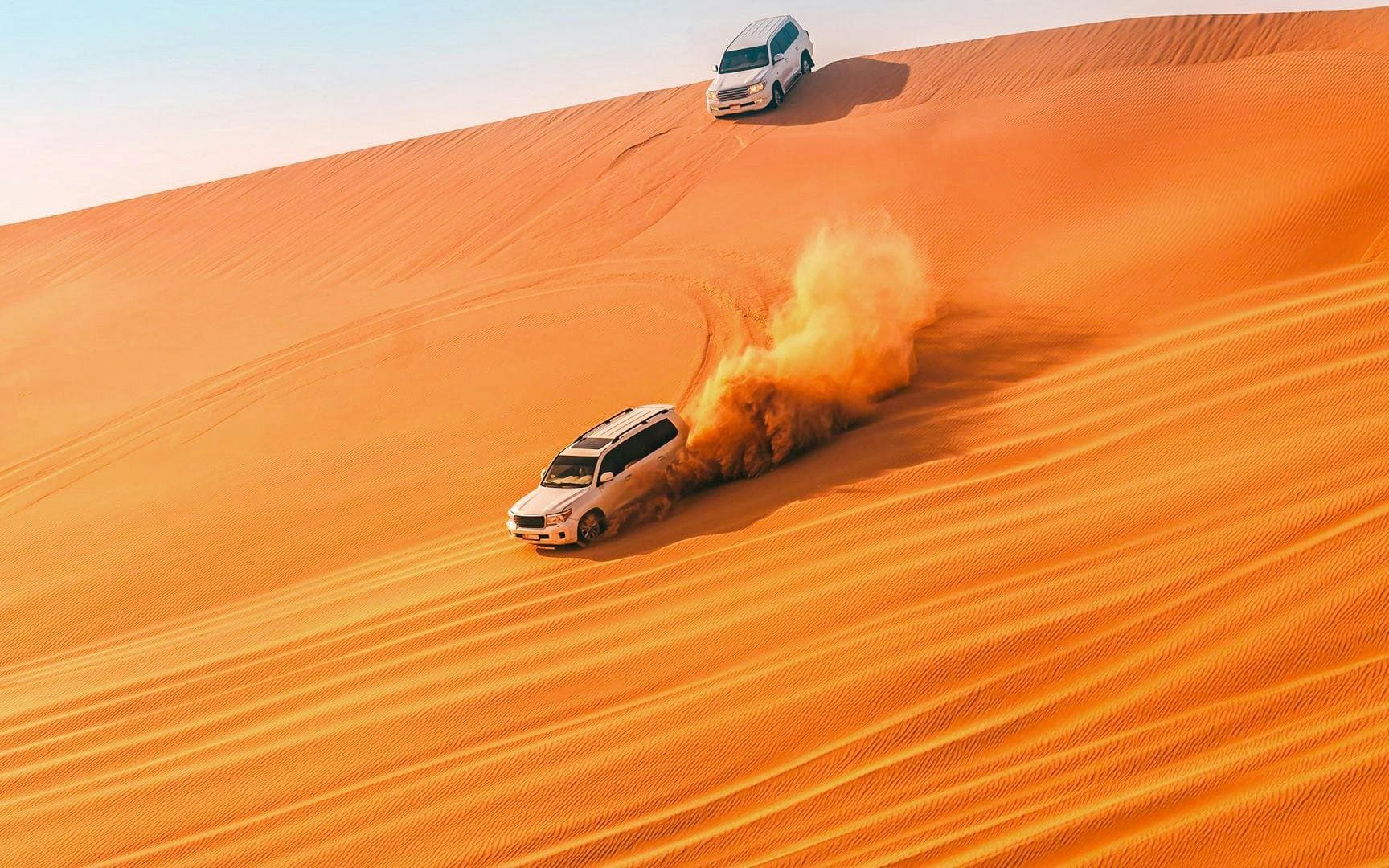 Safari por el desierto de Doha: conducción en dunas, sandboarding y visita al mar interior - image 9