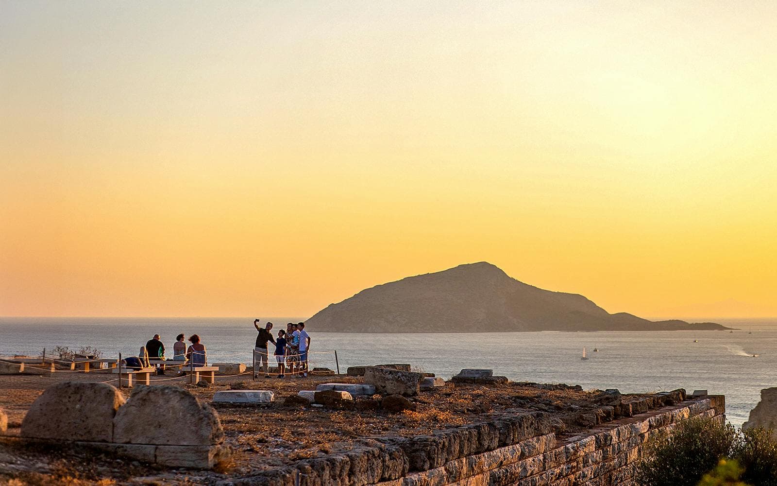 À partir d'Athènes : visite du Temple de Poséidon et du Cap Sounion au coucher du soleil - image 4