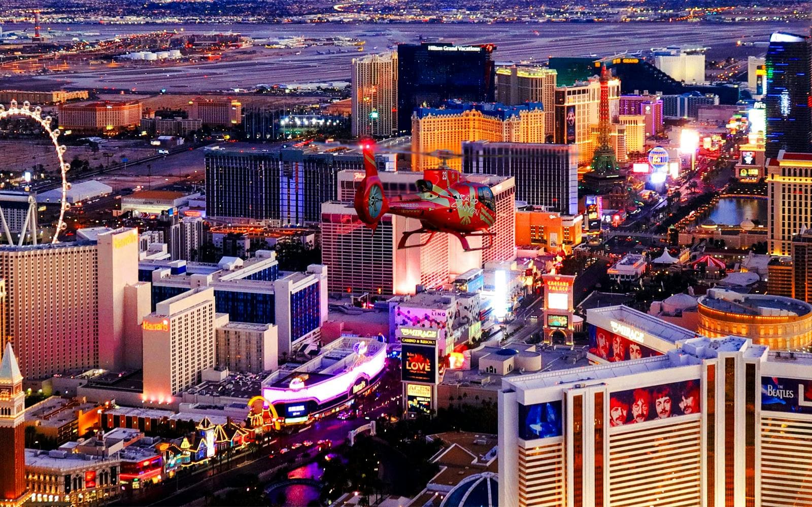 Tour nocturne en hélicoptère de 12 minutes sur les points forts du Strip de Las Vegas