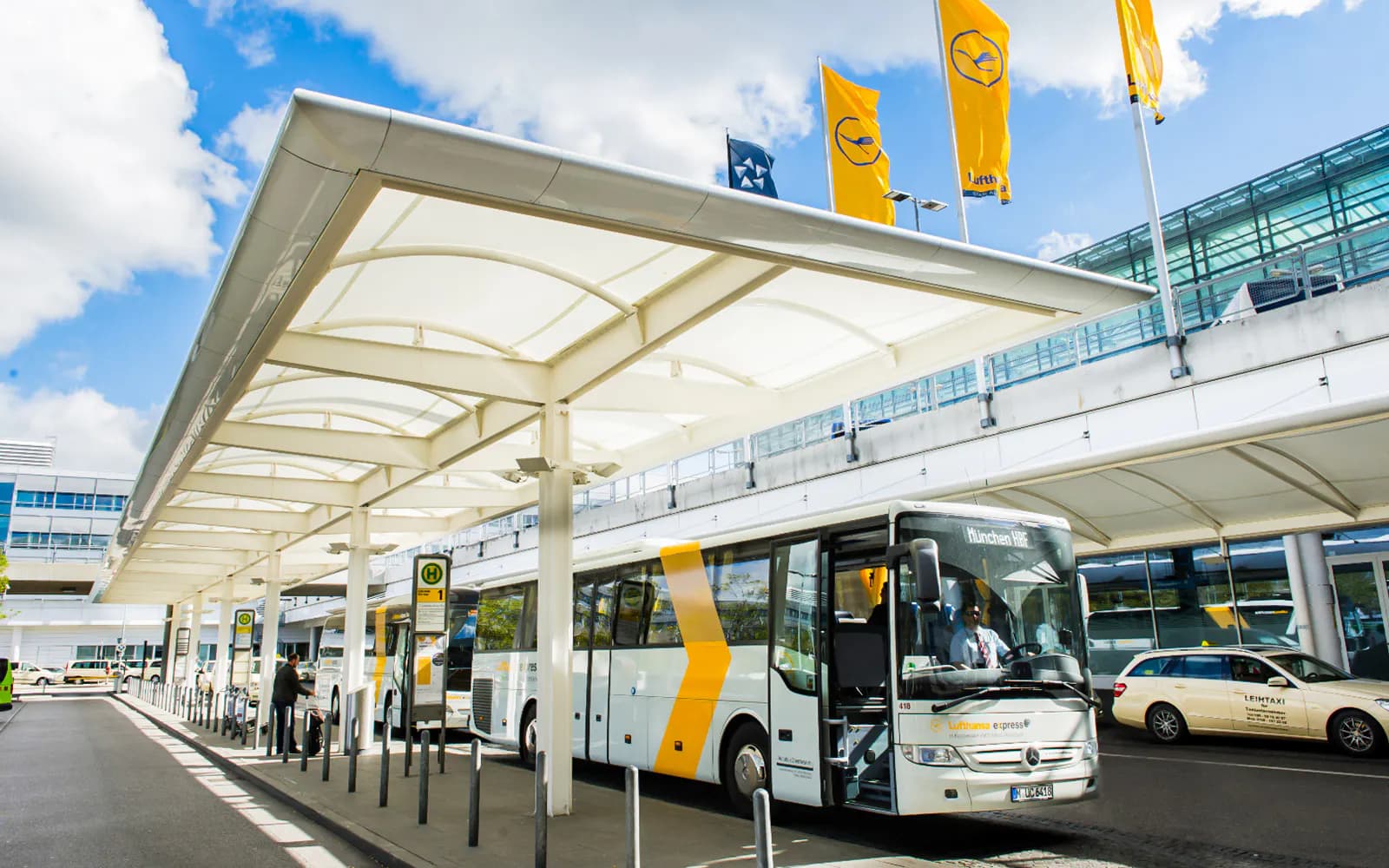 Lufthansa Express Bus One-Way Tickets: Munich Airport to/from Munich City - image 2