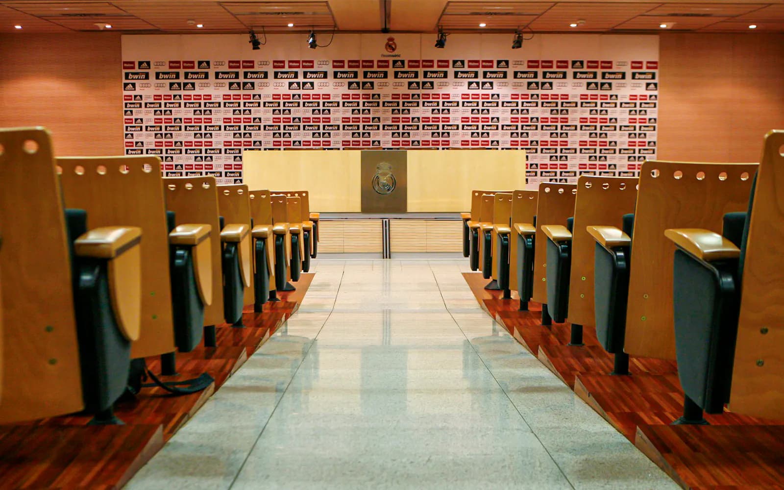 Santiago Bernabéu Stadium Tour Tickets
- image 10