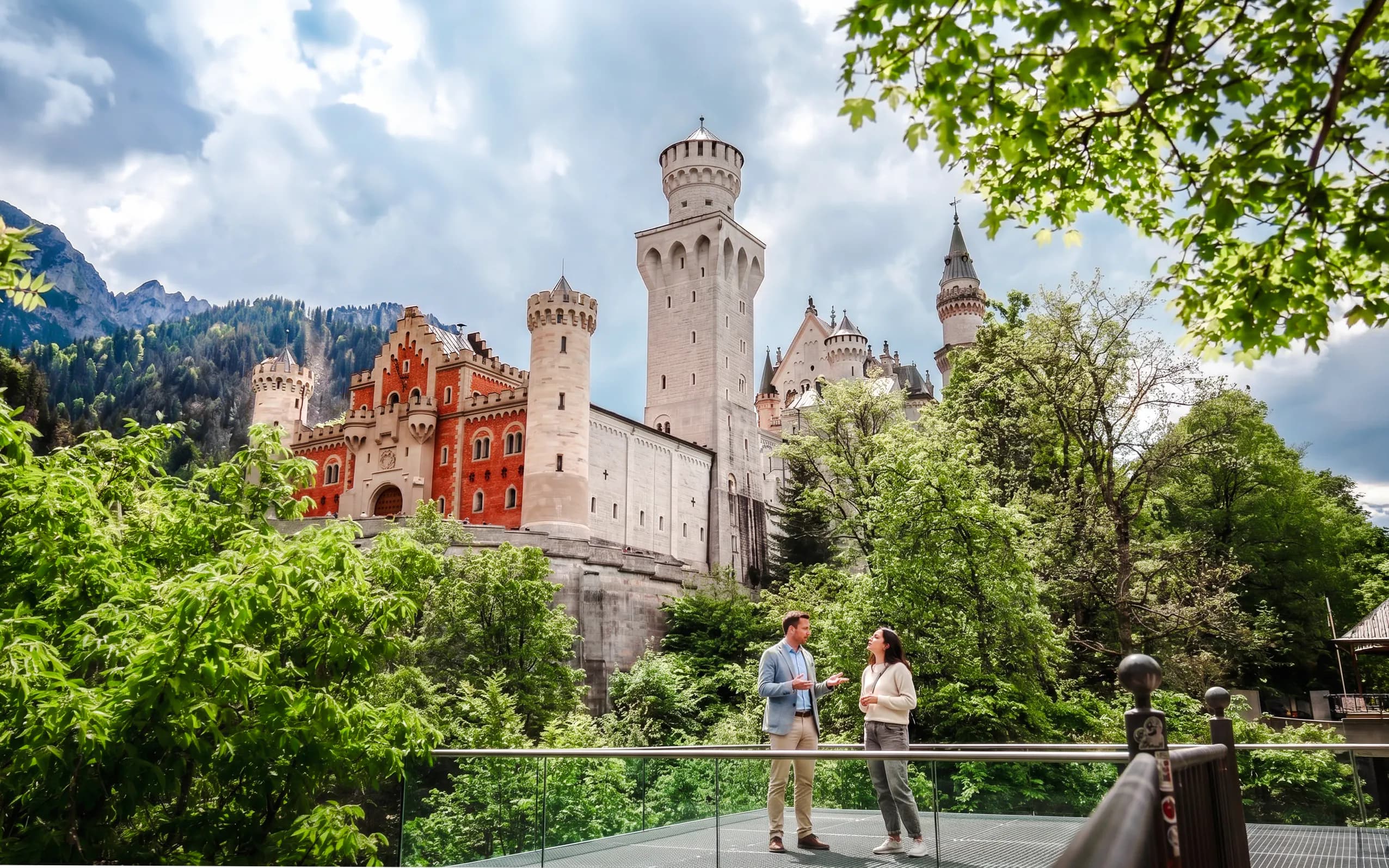 From Munich: Neuschwanstein & Linderhof Castles Full-Day Guided Tour