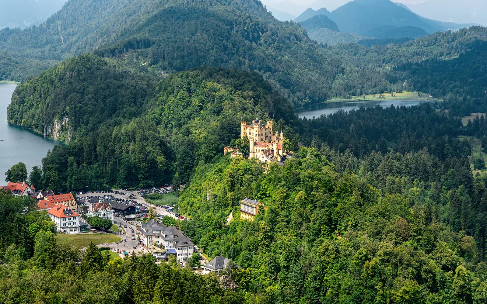Hohenschwangau Castle Skip-the-Line Tickets with Audio Guide - image 7