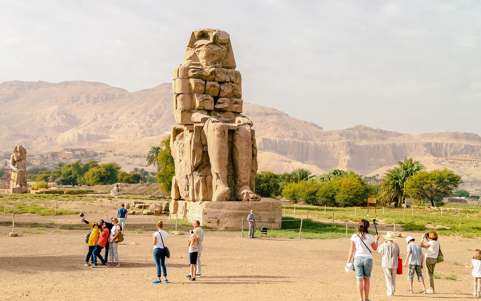 From Cairo: Private Full-Day All-Inclusive Tour of Luxor West & East Banks with Tickets, Transfers and Lunch - image 5