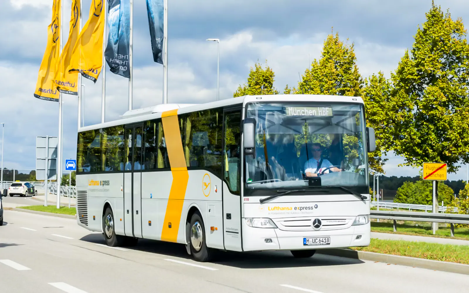 Lufthansa Express Bus One-Way Tickets: Munich Airport to/from Munich City - image 3