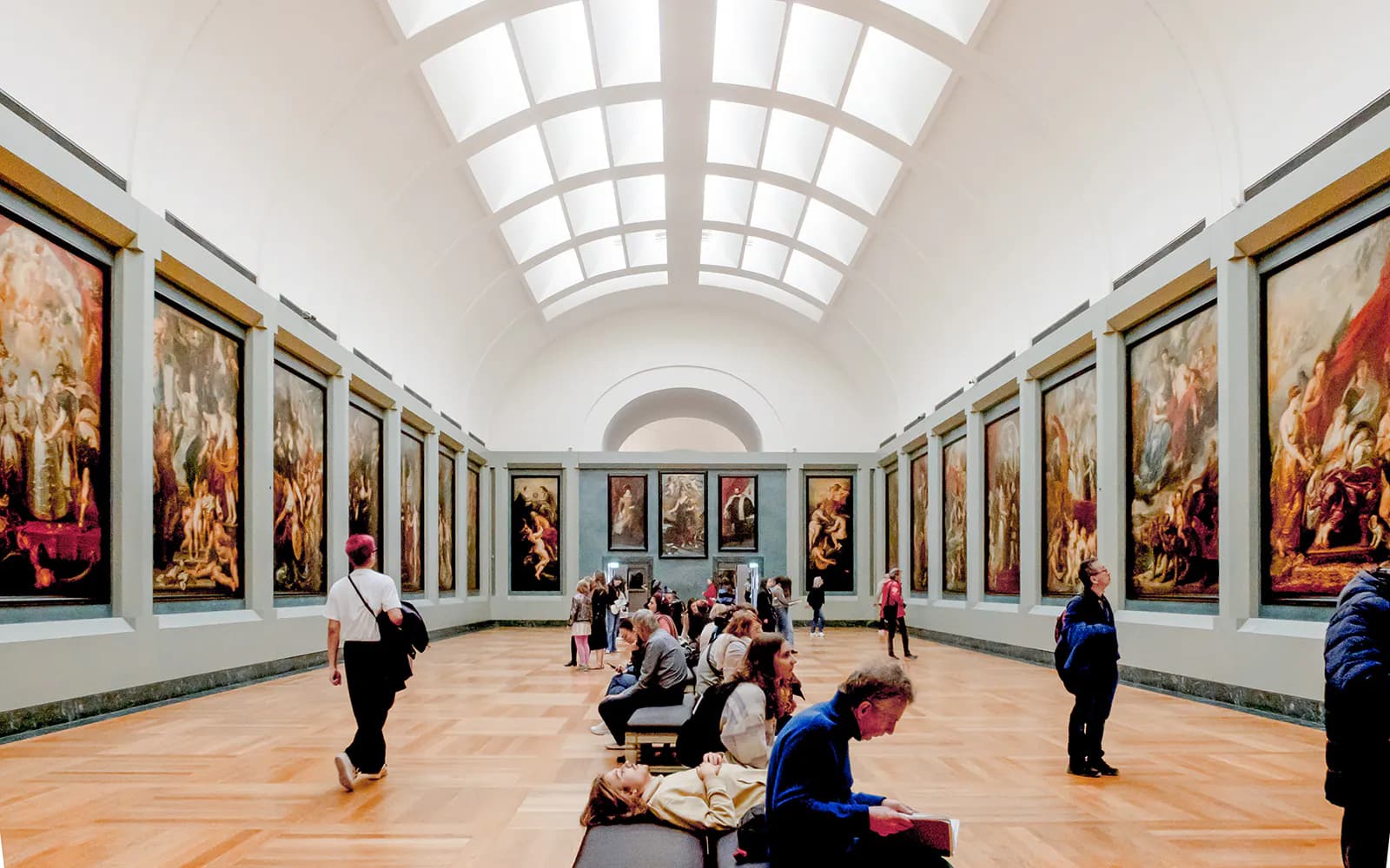 Louvre Museum Pre-Reserved Entry - image 3