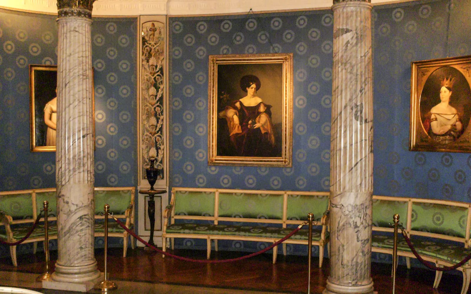 Skip-the-Line Entry & Guided Tour of La Scala Theatre - image 7