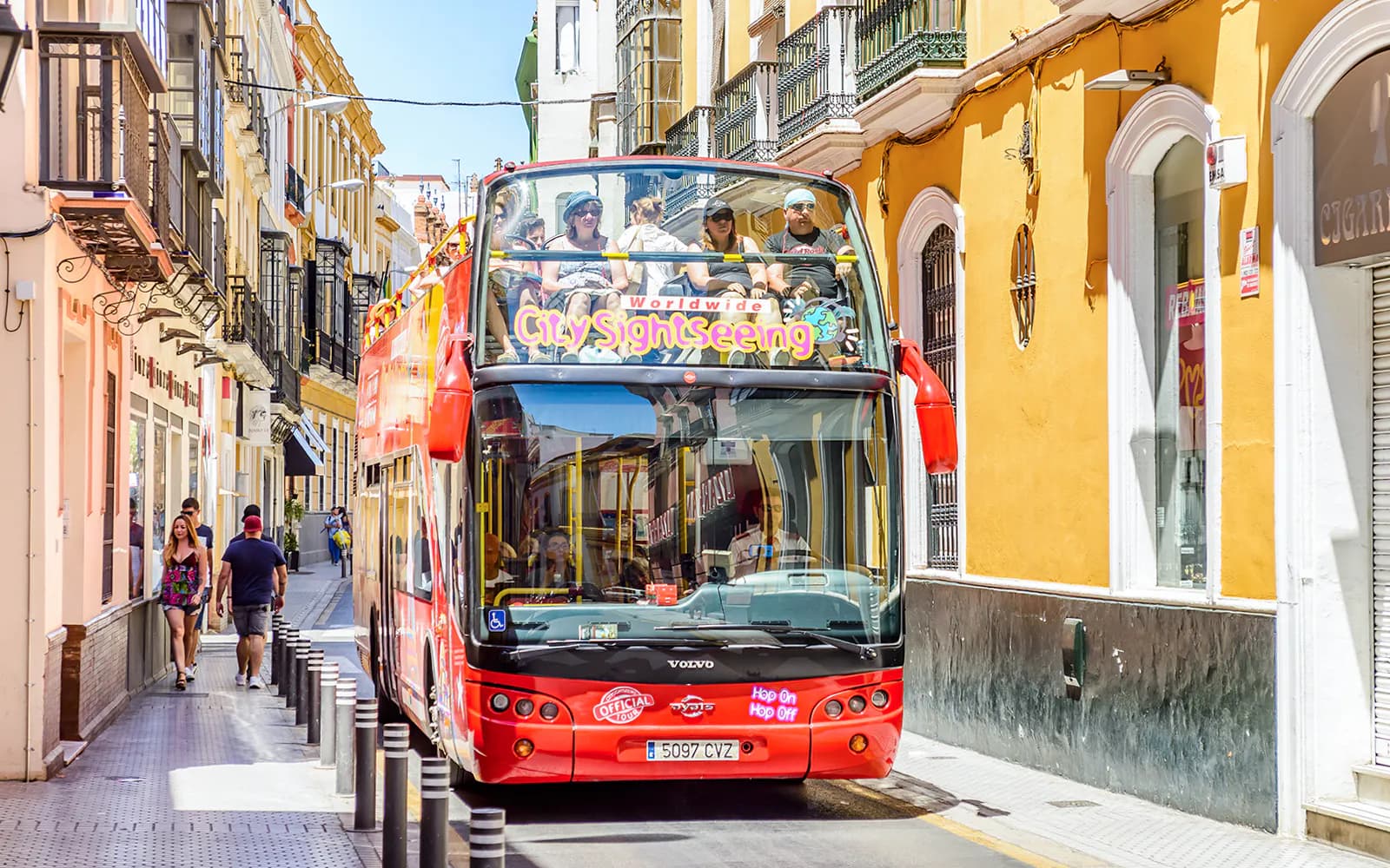 City Sightseeing: Seville Hop-on-Hop-off Bus Tour with Guided Tours and Access to Museums - image 7