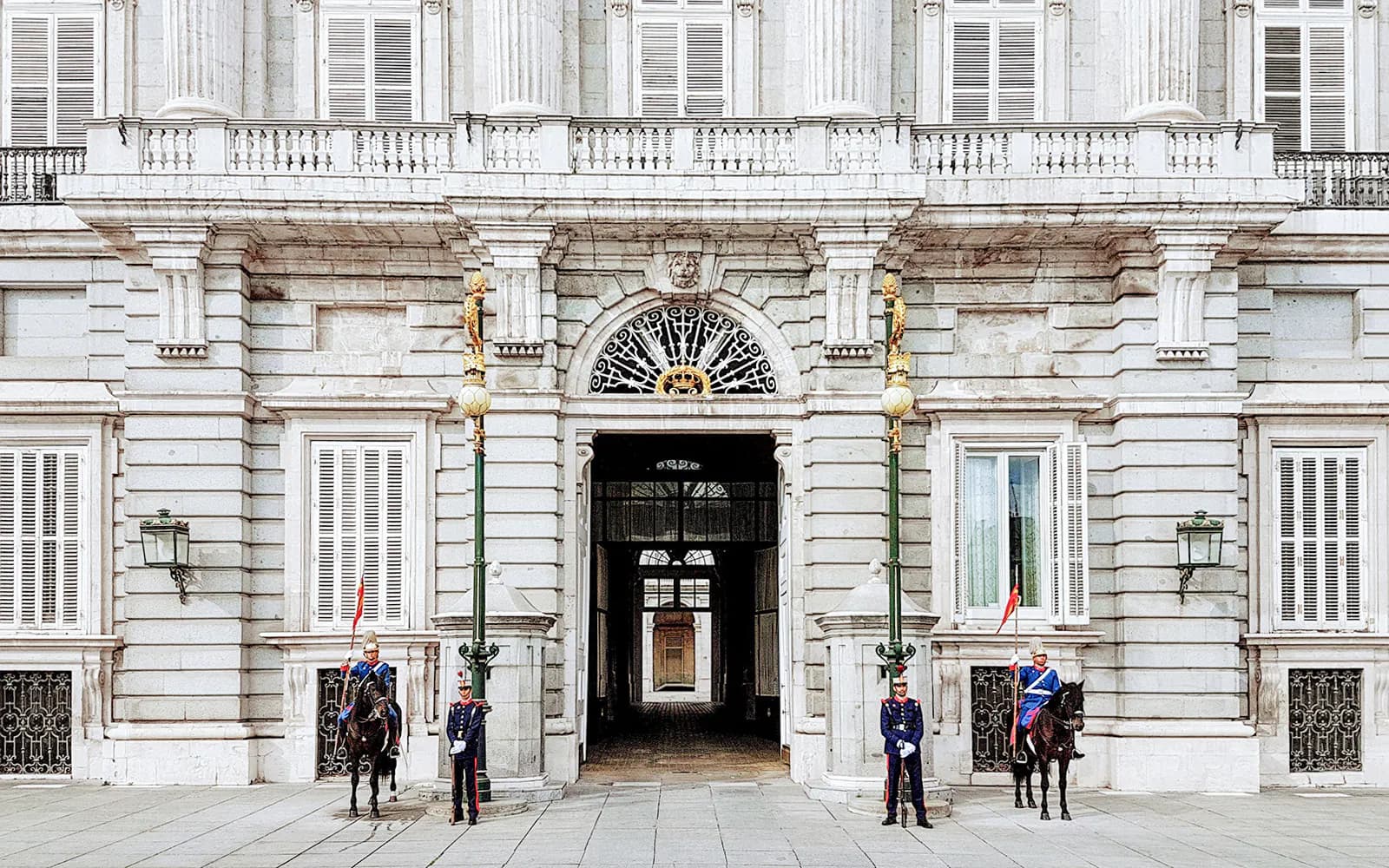 Royal Palace of Madrid Skip-the-Line Guided Tour - image 9