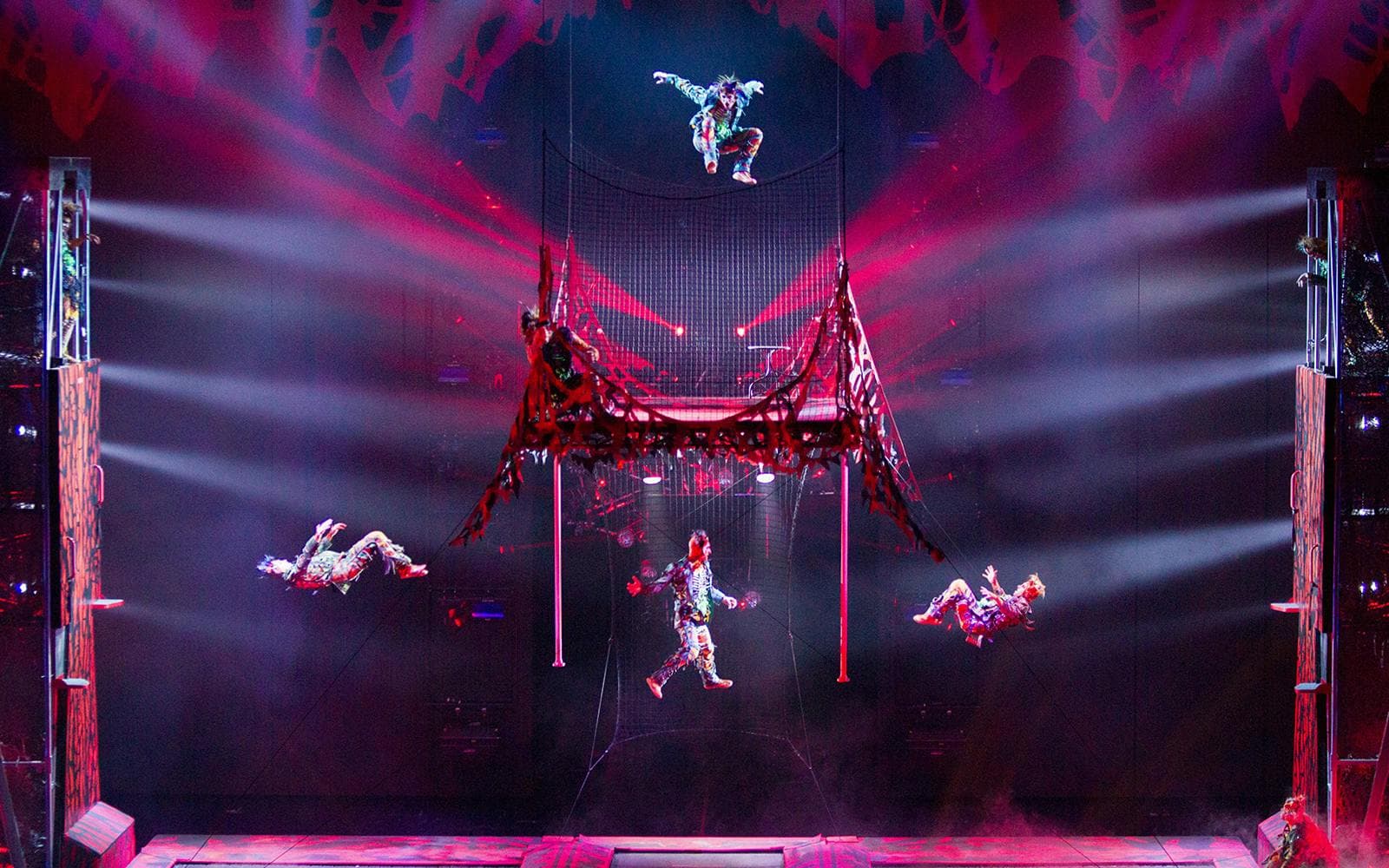 Cirque du Soleil Michael Jackson ONE: Las Vegas - image 10